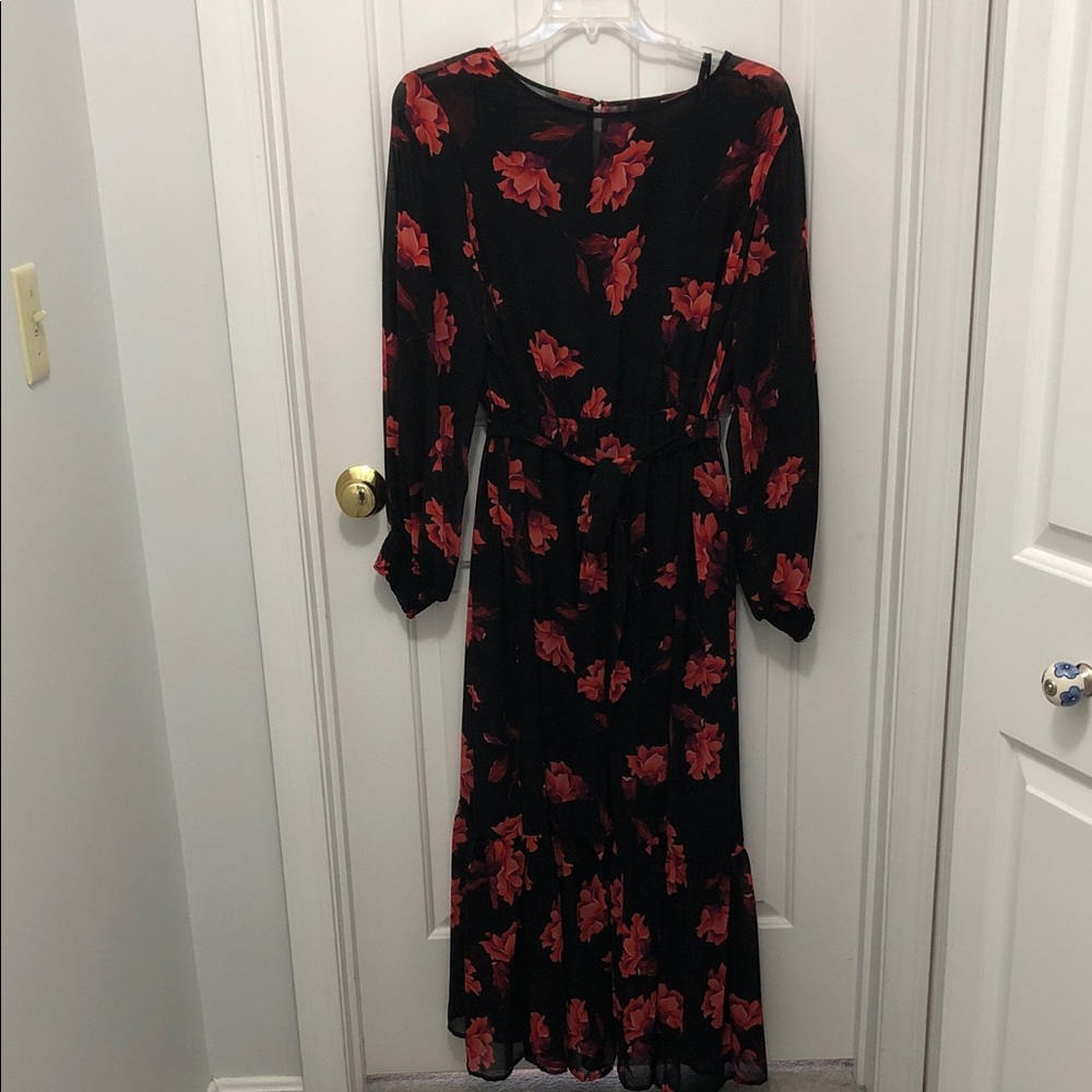 Ava & Viv Black Maxi Dress with Red Floral Print and Tie Waist